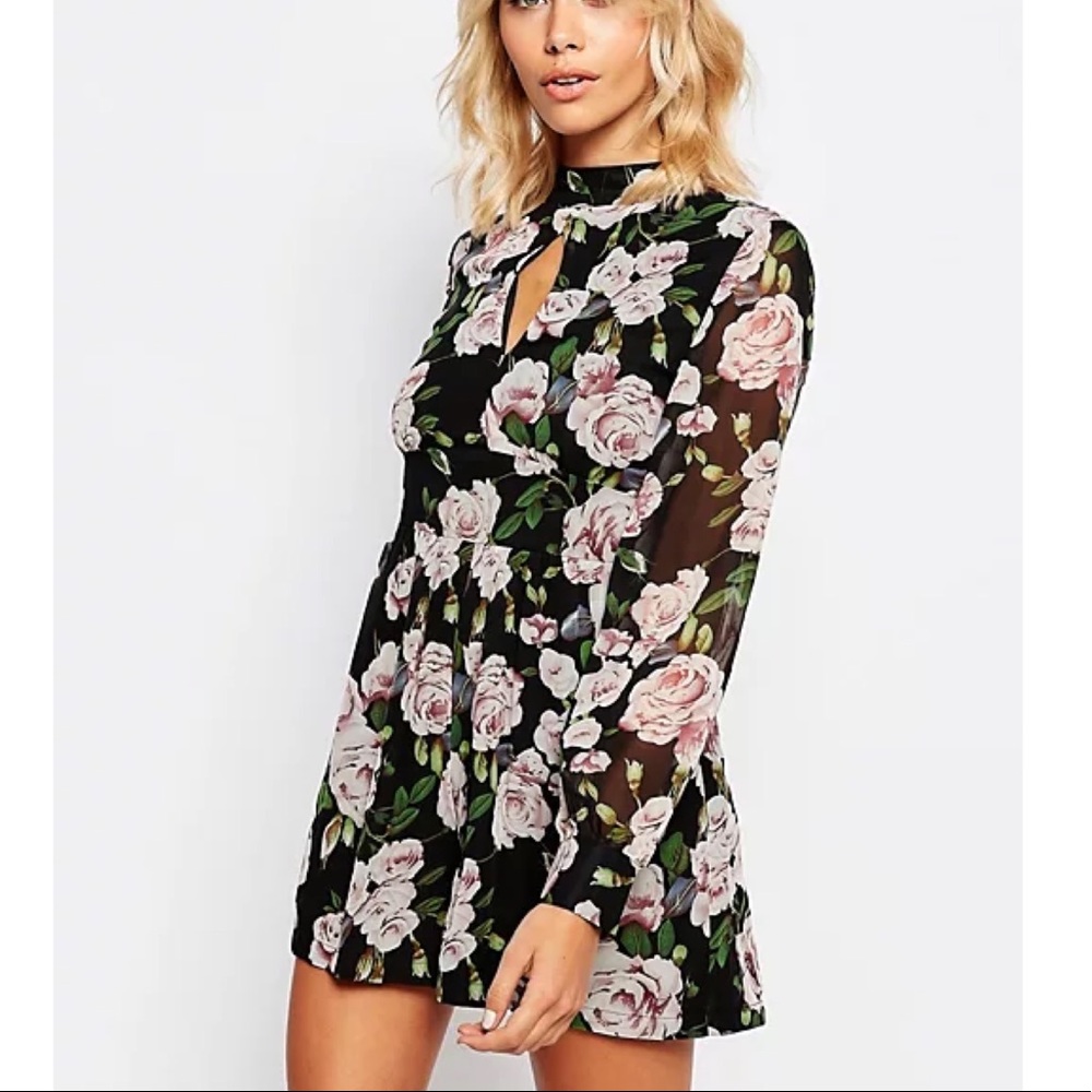Nwot ASOS Fashion Union Keyhole Floral Long Sleeve Romper